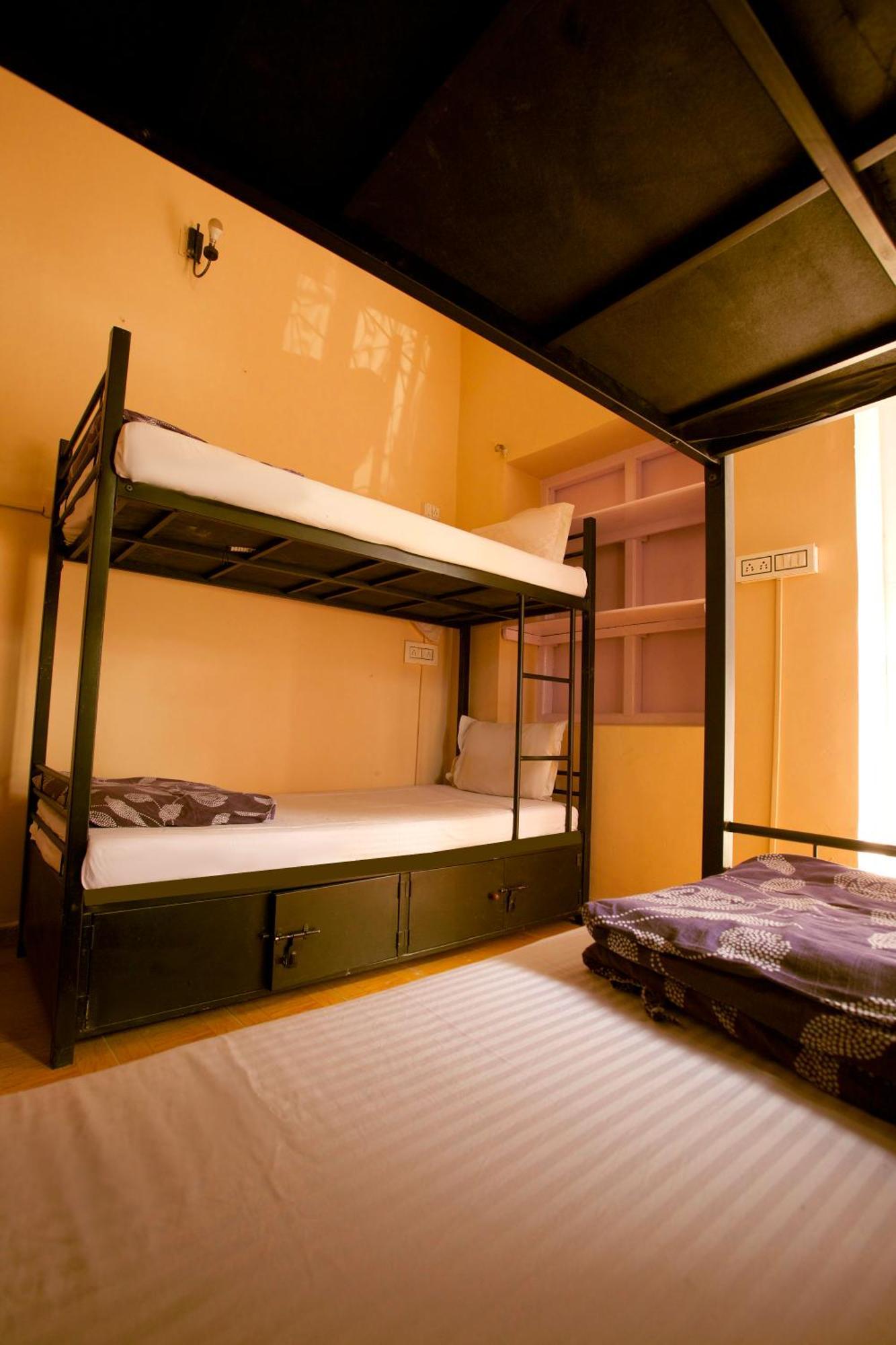Reflections Guest House Ooty Ngoại thất bức ảnh